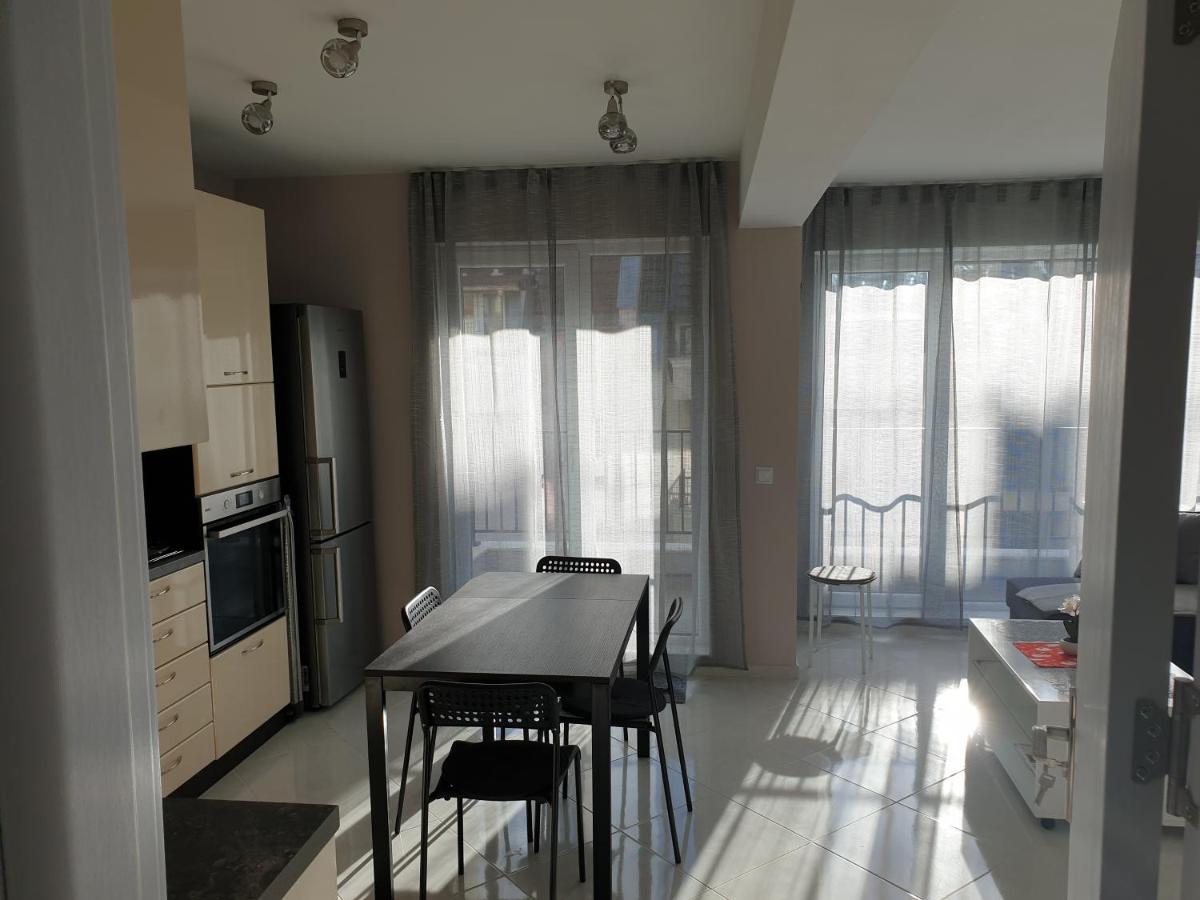 New The Twins Varna Two-Bedroom, Apt 5 At 15 Tsani Ginchev Street, Floor 3 Exterior foto